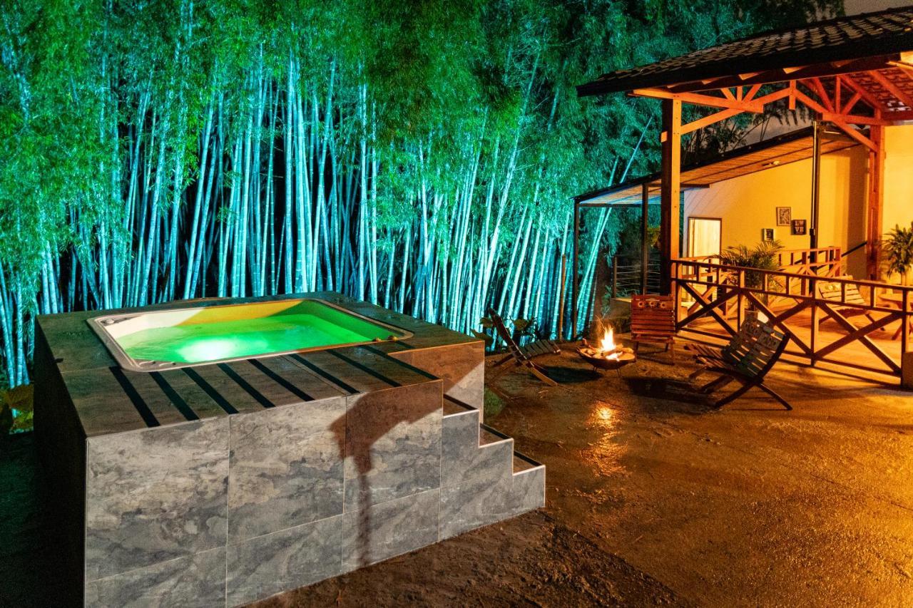 Agradable Cabana Cafetera Con Jacuzzi A 12 Min Del Centro De Pereira Eksteriør bilde